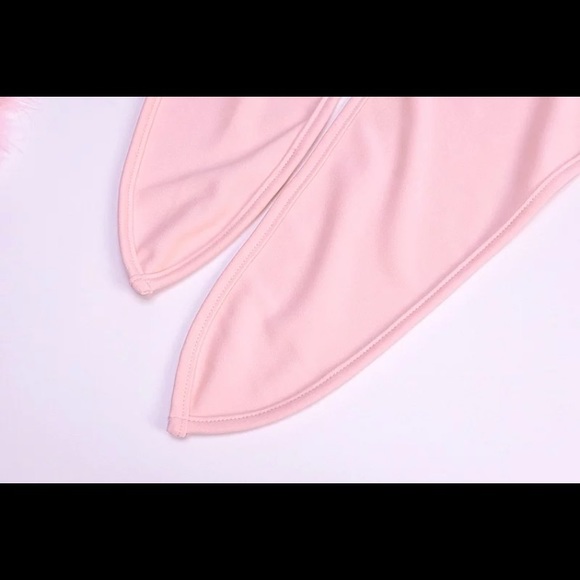 Pink long sleeve feather trim tie front crop top - Picture 16 of 16